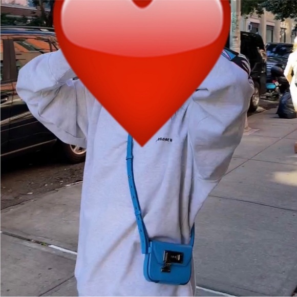 Dior mini lock messenger crossbody bag - Picture 4 of 8